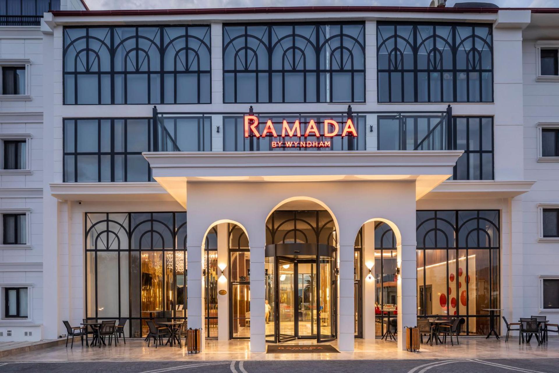 Ramada By Wyndham Dalaman Exterior foto